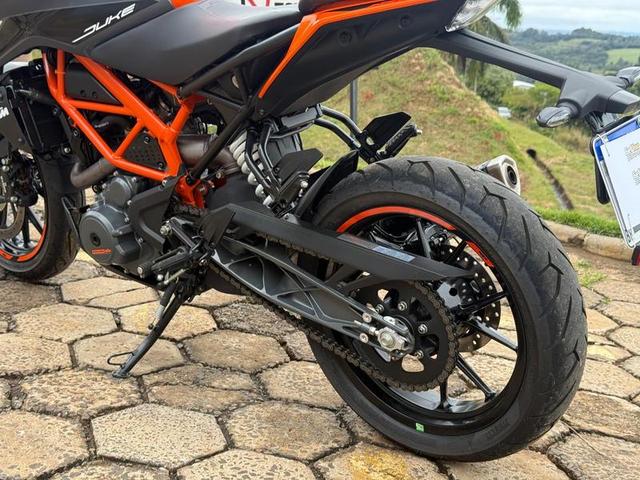 KTM 390 DUKE 2024