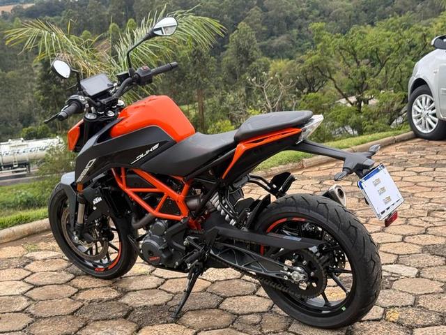 KTM 390 DUKE 2024