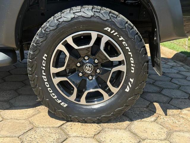 TOYOTA HILUX CDLTDA4ND 2023