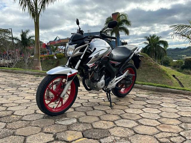 HONDA CB 250F TWISTER 2021
