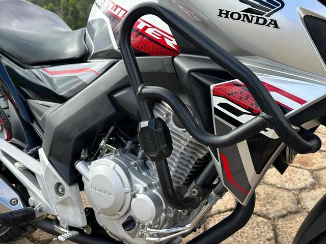 HONDA CB 250F TWISTER 2021