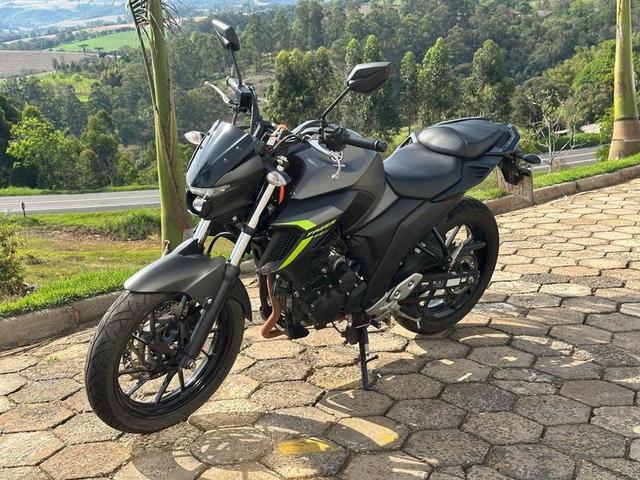 YAMAHA FZ25 FAZER 2024