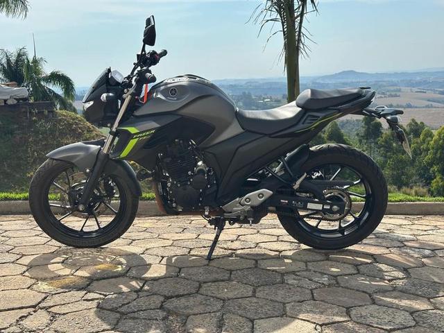 YAMAHA FZ25 FAZER 2024