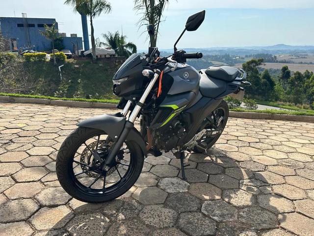 YAMAHA FZ25 FAZER 2024