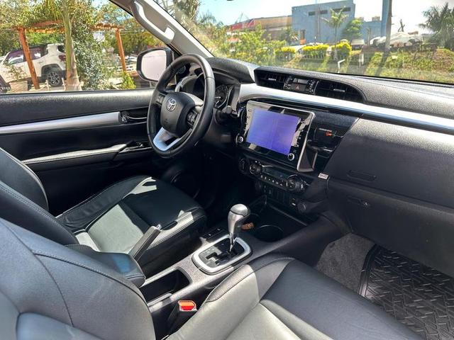 TOYOTA HILUX CD SRV 4FD 2022