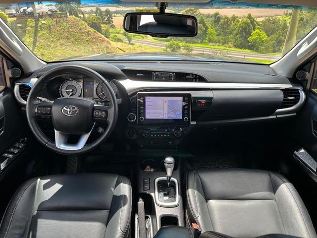TOYOTA HILUX CD SRV 4FD 2022