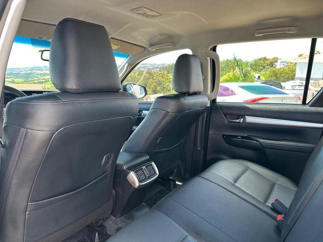 TOYOTA HILUX CD SRV 4FD 2022