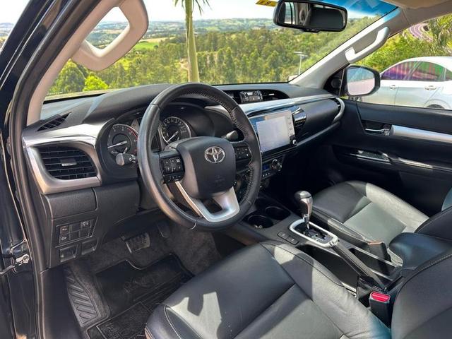 TOYOTA HILUX CD SRV 4FD 2022