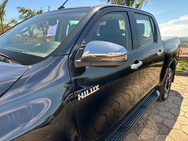 TOYOTA HILUX CD SRV 4FD 2022