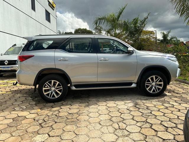 TOYOTA HILUX SWSRXA4FD 2020