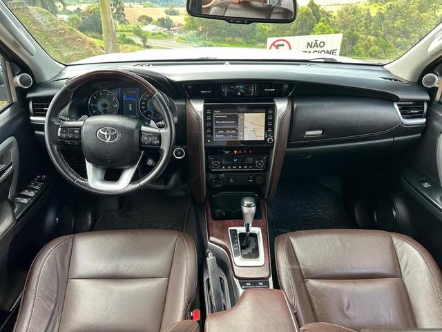 TOYOTA HILUX SWSRXA4FD 2020