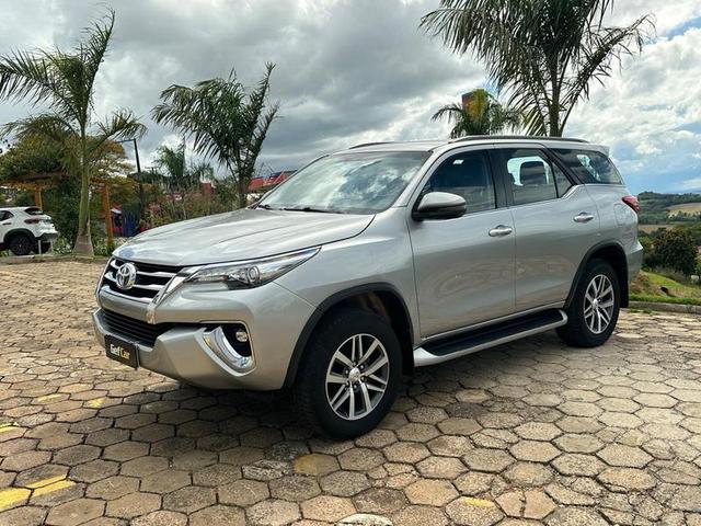 TOYOTA HILUX SWSRXA4FD 2020