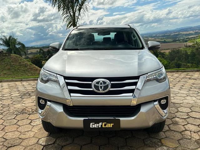 TOYOTA HILUX SWSRXA4FD 2020