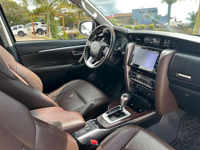 TOYOTA HILUX SWSRXA4FD 2020