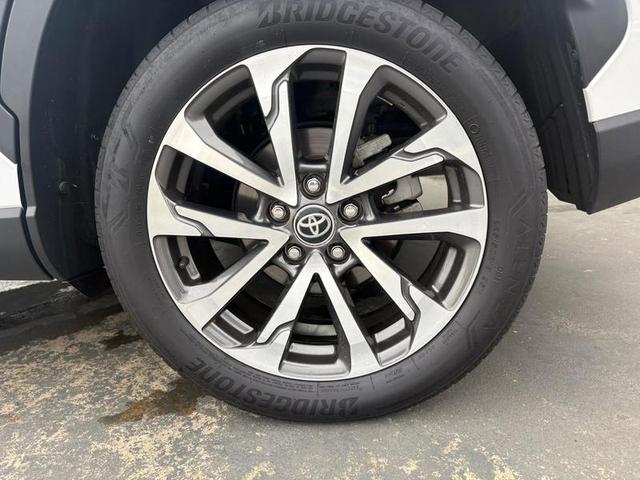 TOYOTA CCROSS XRE 20 2024