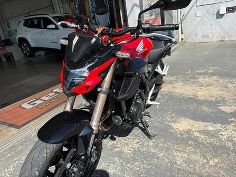 HONDA CB 500F 2023