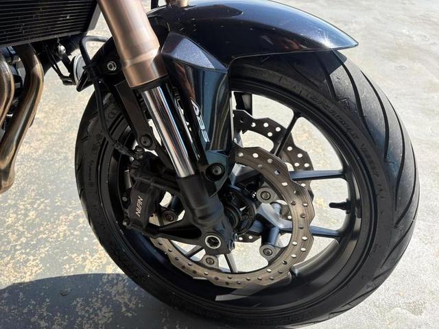 HONDA CB 500F 2023