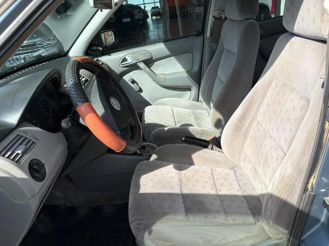 VOLKSWAGEN GOL 1.6 2000