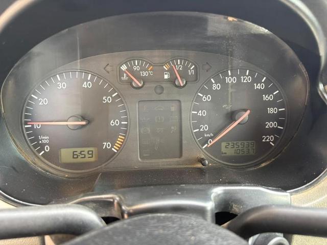 VOLKSWAGEN GOL 1.6 2000