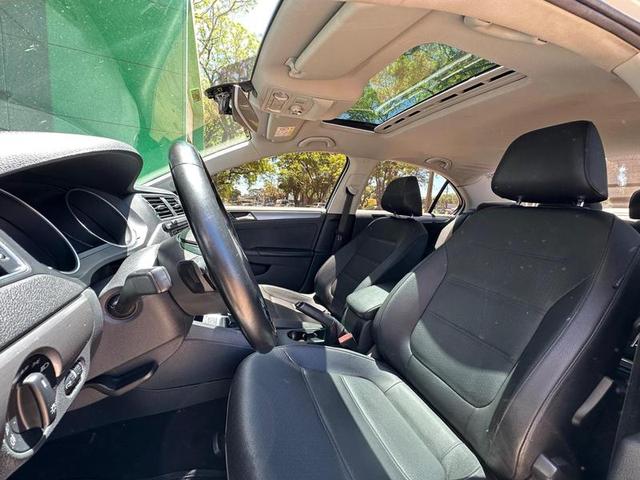 VOLKSWAGEN JETTA CL AF 2017