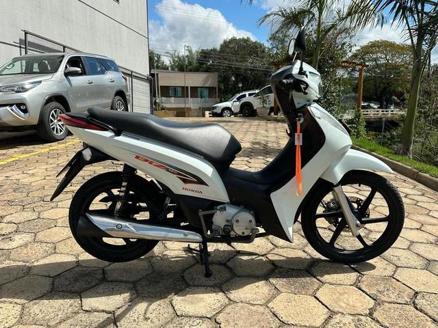 HONDA BIZ 125 EX 2015