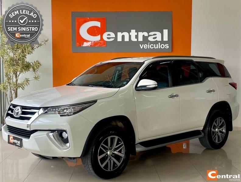 TOYOTA SW4 DSL 4X4 SRX AT 7S DIESEL