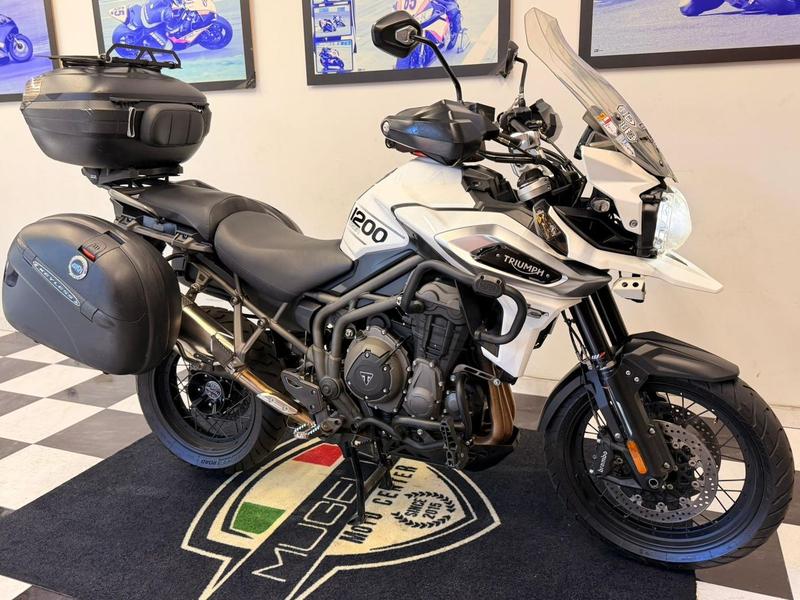 TRIUMPH TIGER 1200 XCA