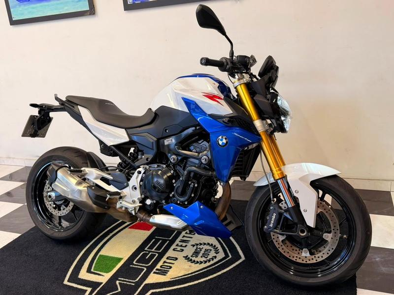 BMW F 900 R SPORT PLUS