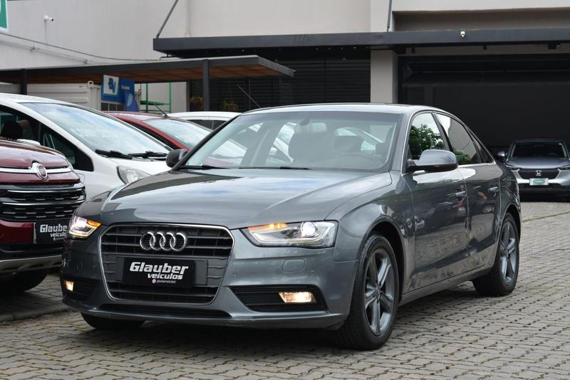 AUDI A4 1.8 TFSI ATTRACTION GASOLINA 4P MULTITRONIC