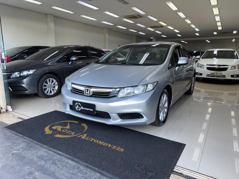 HONDA CIVIC 1.8 LXS 16V FLEX 4P AUTOMATICO