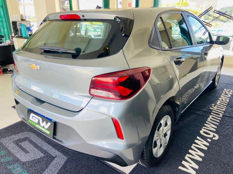 Chevrolet Onix 10mt Hb - foto 14