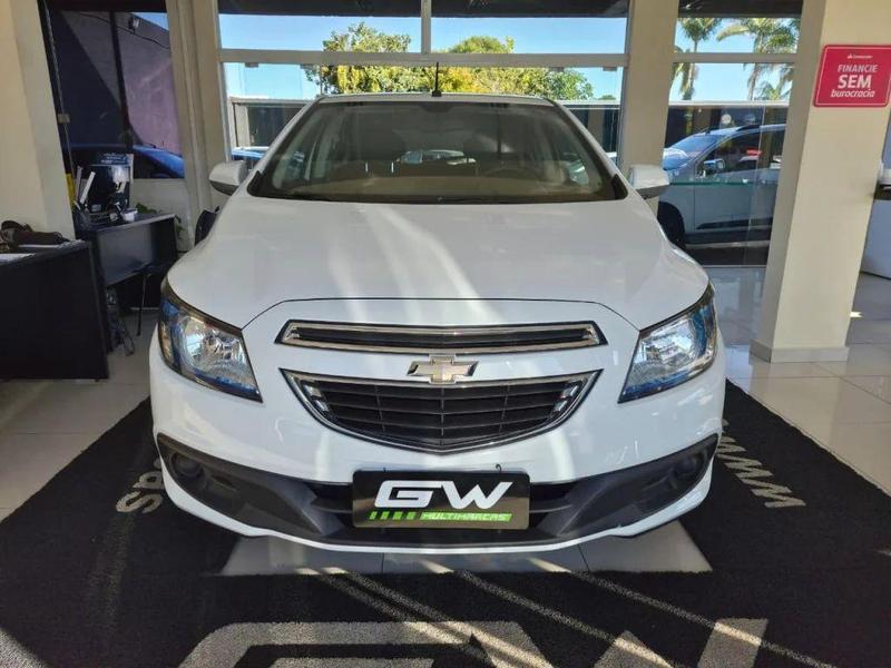 Chevrolet Onix Hatch Ls 1.0 8V Flexpower 5P Mec. - foto 5