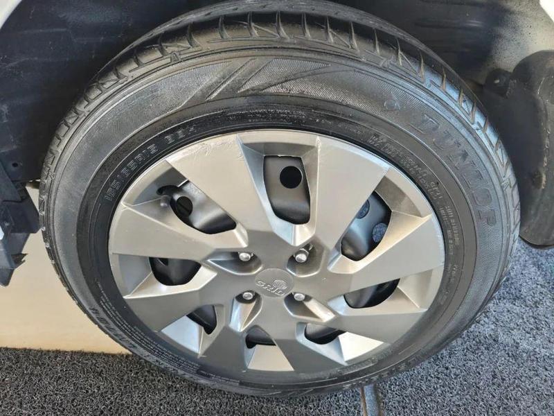 Chevrolet Onix Hatch Ls 1.0 8V Flexpower 5P Mec. - foto 19