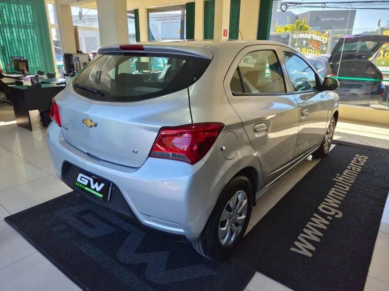 Chevrolet Onix 10mt LT - foto 2