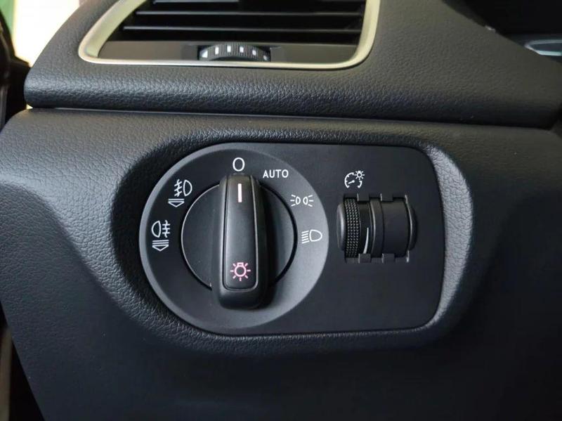 Audi Q3 2.0 TFSI - foto 13