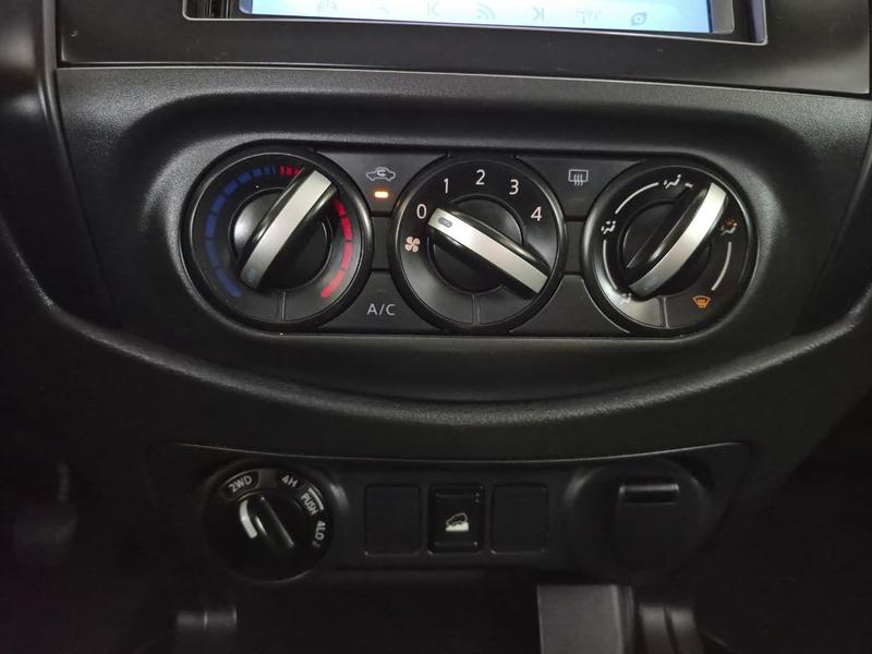 Nissan Frontier S Mt 4X4 - foto 14