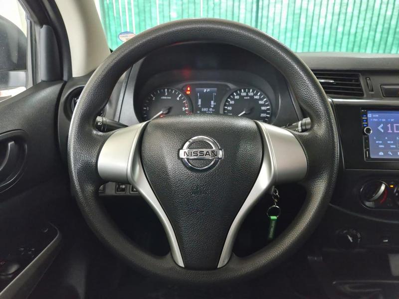 Nissan Frontier S Mt 4X4 - foto 7