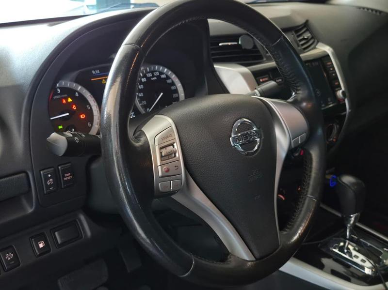 Nissan Frontier Atk X4 - foto 4