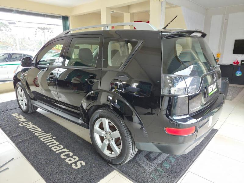Mitsubishi Outlander 3.0 GT 3.0 V6 Aut. - foto 2
