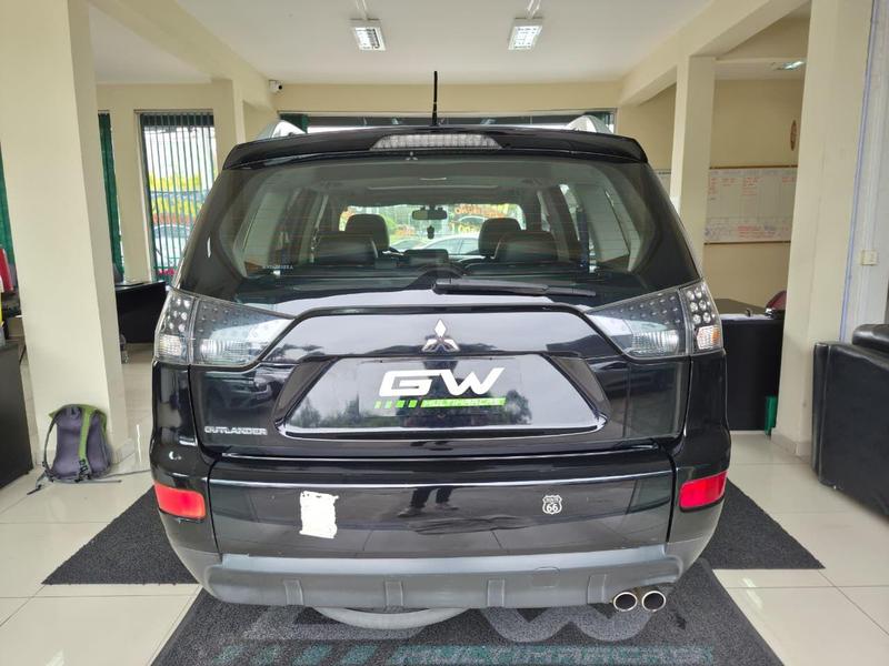 Mitsubishi Outlander 3.0 GT 3.0 V6 Aut. - foto 5