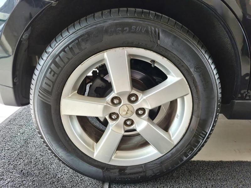 Mitsubishi Outlander 3.0 GT 3.0 V6 Aut. - foto 18