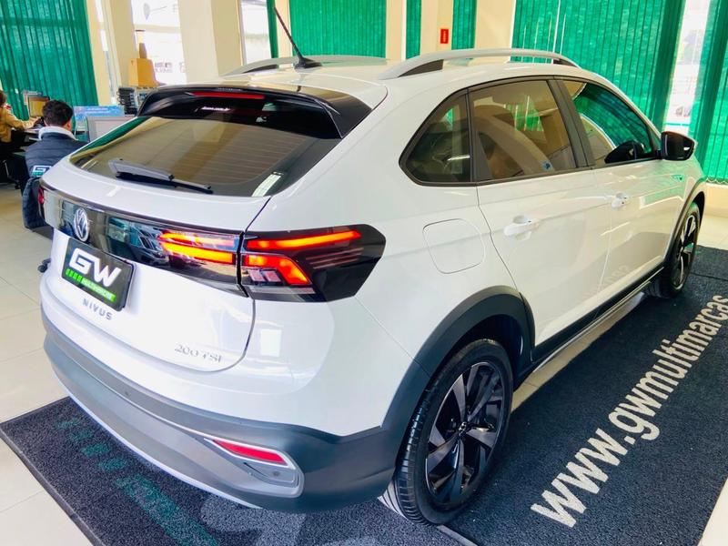 Volkswagen Nivus Hl TSI - foto 2