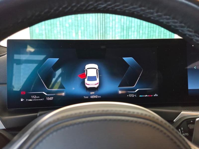 BMW 320i M Sport Flex - foto 8
