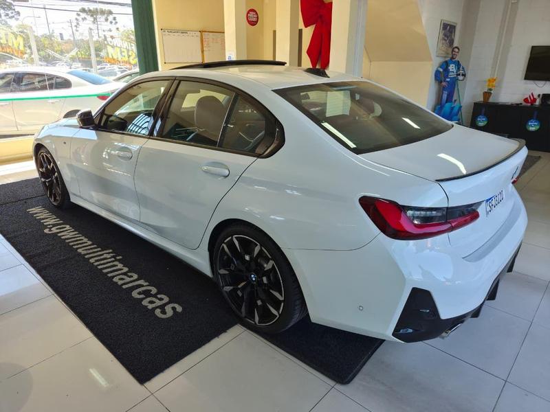 BMW 320i M Sport Flex - foto 2