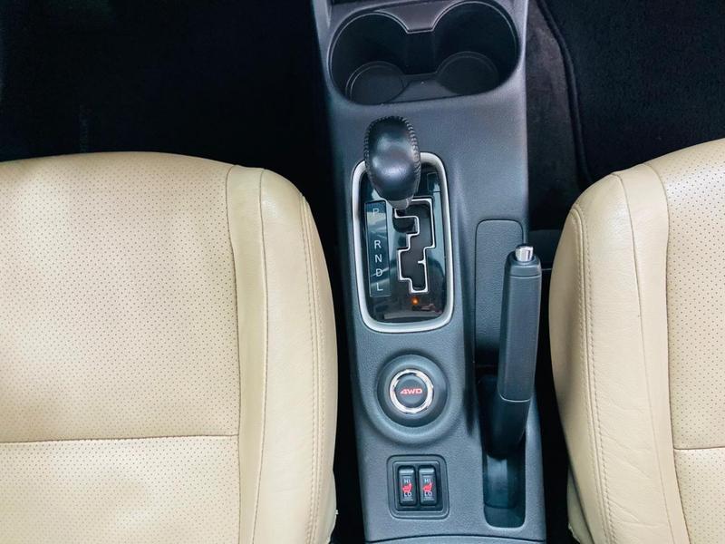 Mitsubishi Outlander 3.0 GT 4X4 V6 24V Gasolina 4P Automático - foto 12