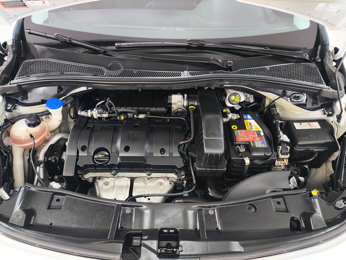 Peugeot 2008 Allure Pk 2024, foto 16