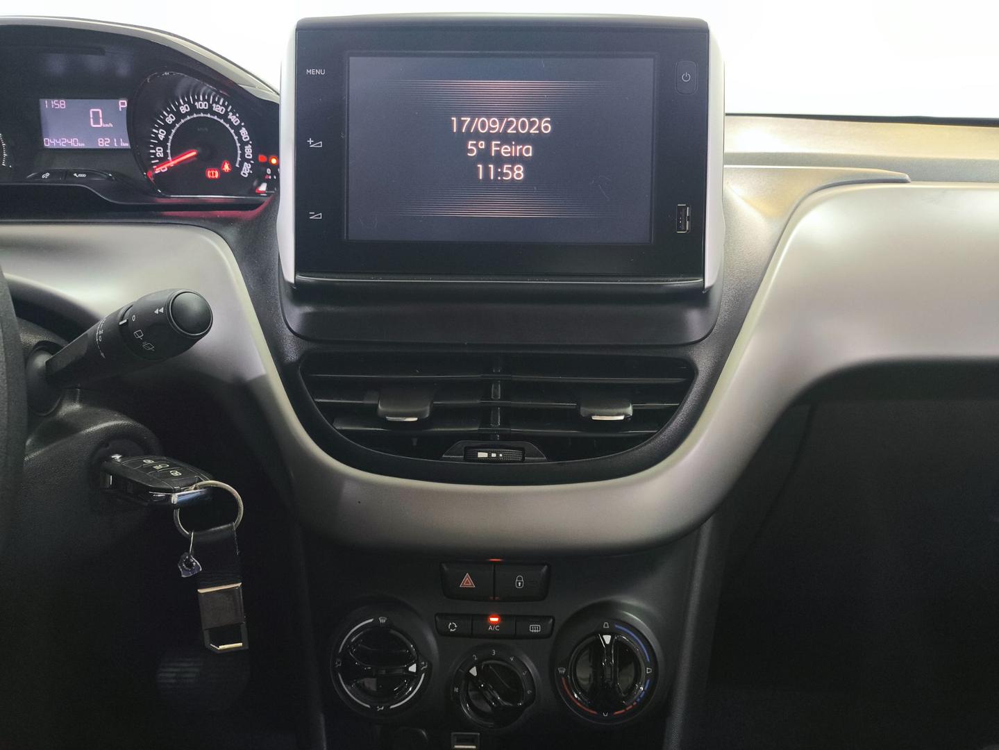 Peugeot 2008 Allure Pk 2024, foto 10