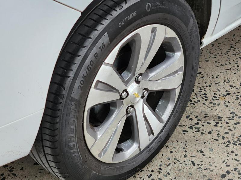 Chevrolet Spin 18l Mt LTZ - foto 7