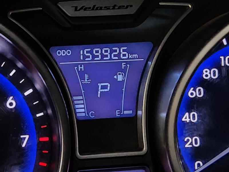 Hyundai Veloster - foto 13