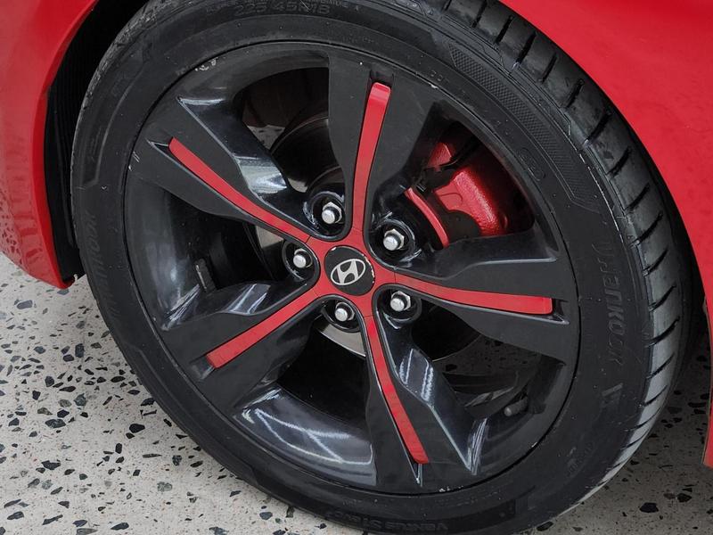 Hyundai Veloster - foto 8
